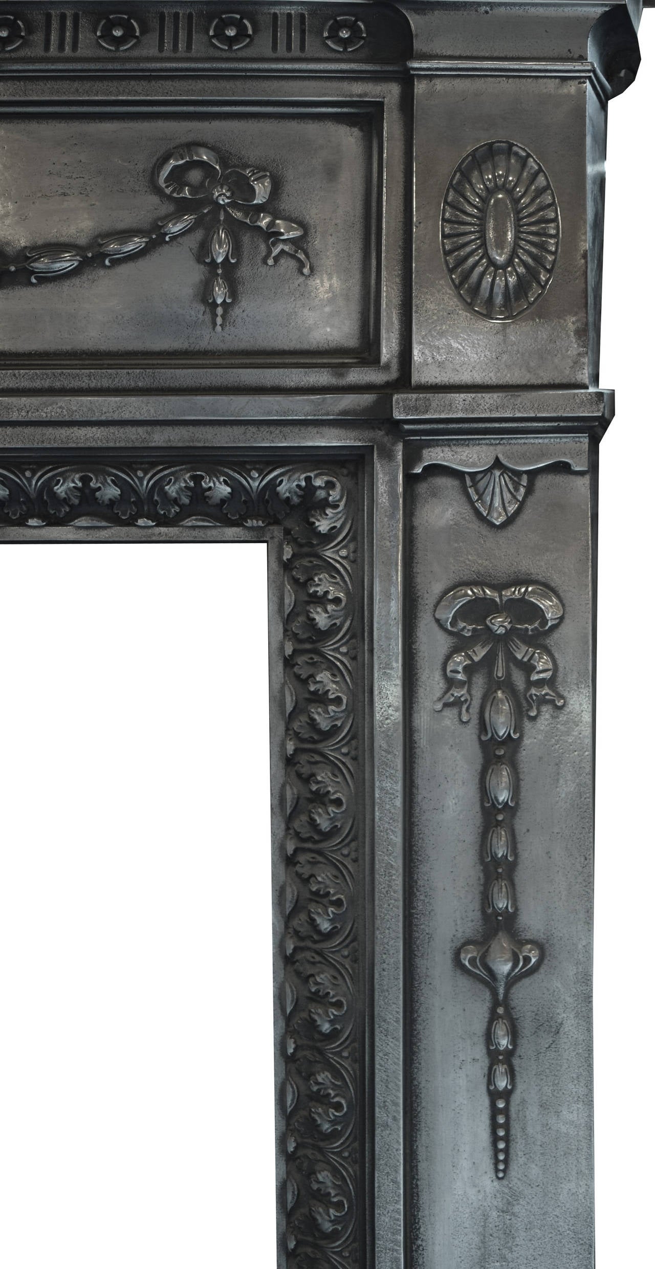 19th Century Cast Iron Mantel In Excellent Condition In Chicago, IL