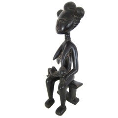 Vintage African Asanta Tribe Statue of Mother Feeding Child