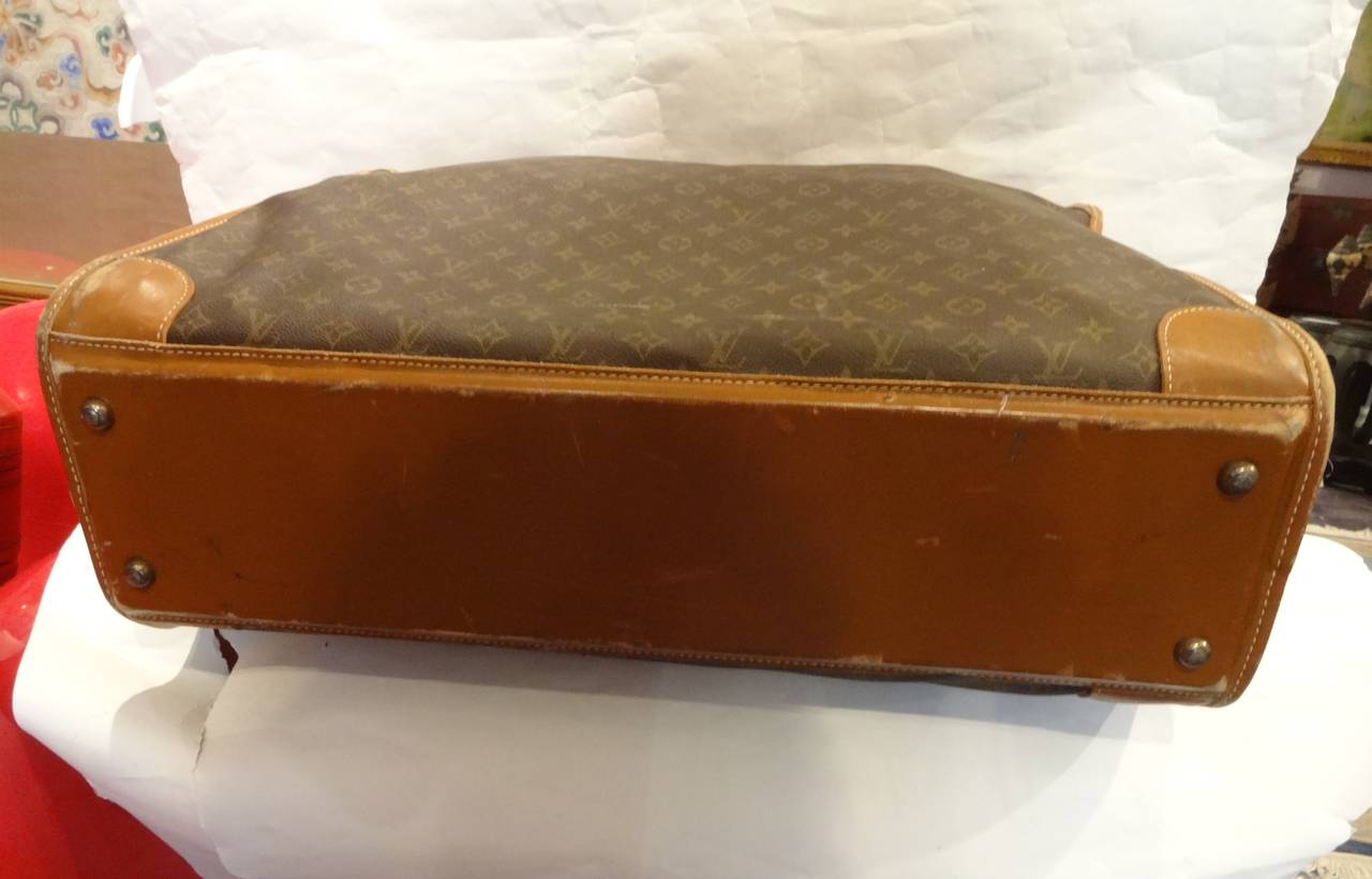 Vintage Louis Vuitton Leather Suitcase/Luggage 2