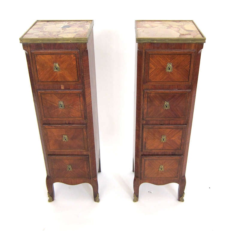 Pair of French Petite Side Commodes Early 18th Century In Excellent Condition In Sarasota, FL