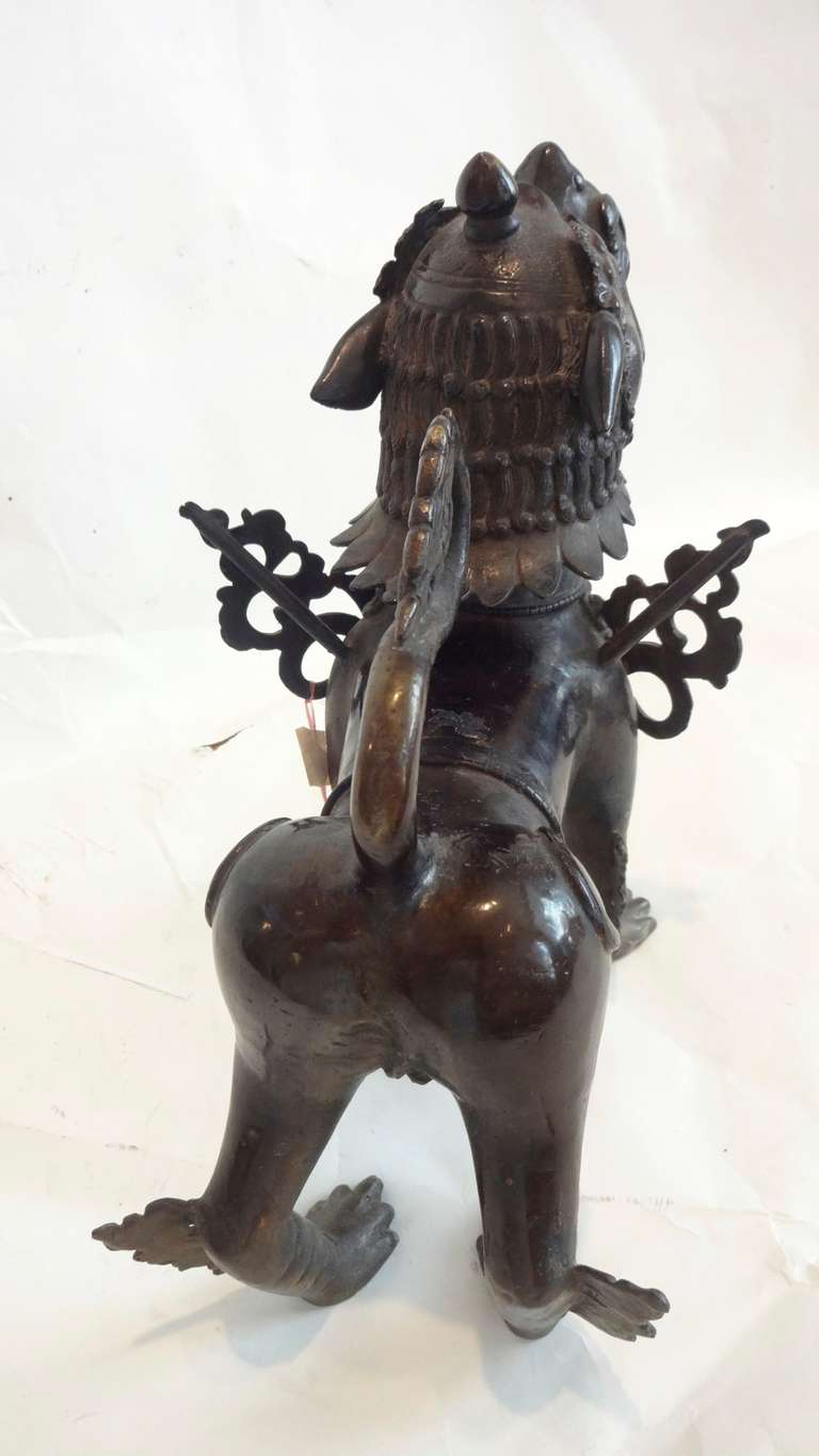 Bronze Temple Dog In Excellent Condition In Sarasota, FL