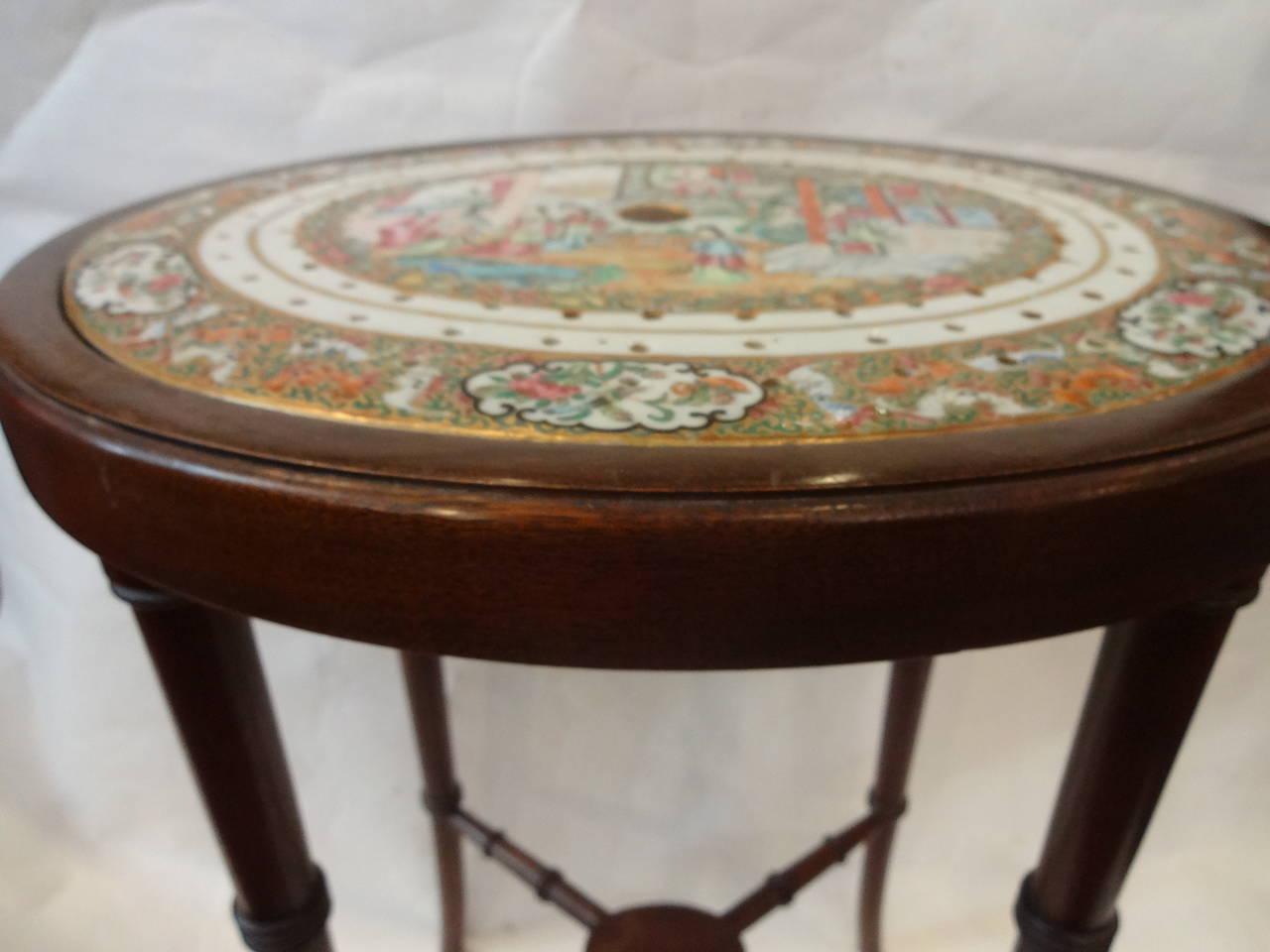 Famille Rose Porcelain and Mahogany Oval Side Table 1