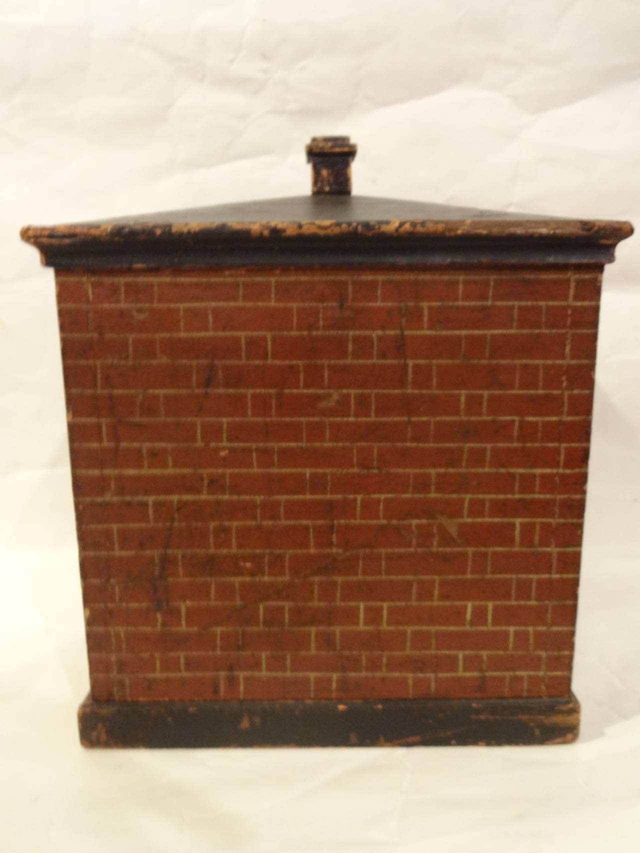 English Victorian Ballot Box In Excellent Condition In Sarasota, FL