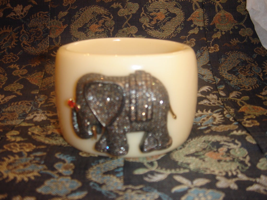 One Of A Kind Elephant Bracelet In Excellent Condition In Sarasota, FL