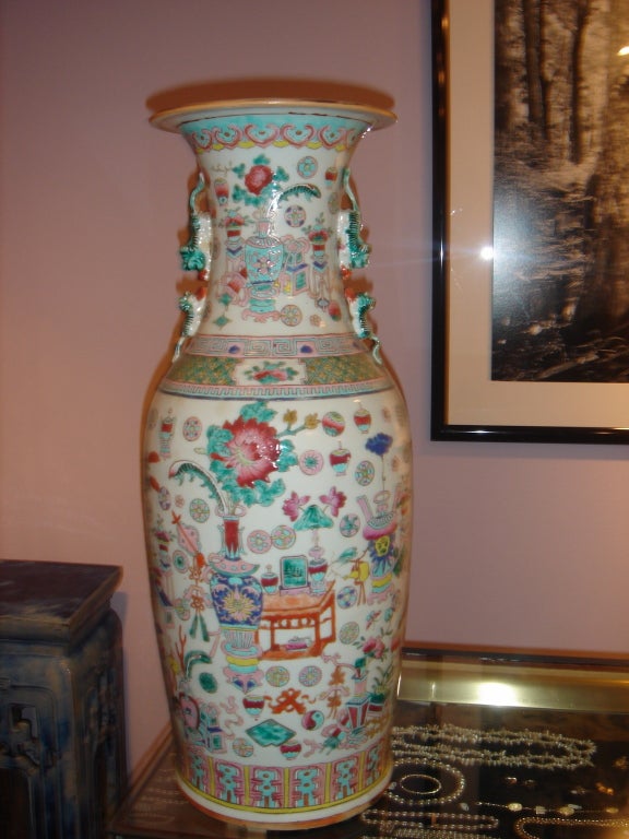 Pair Of Tung Chin Palace Vases In Excellent Condition In Sarasota, FL
