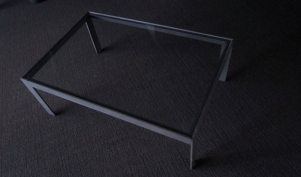 LOW TABLE/COFFEE TABLE