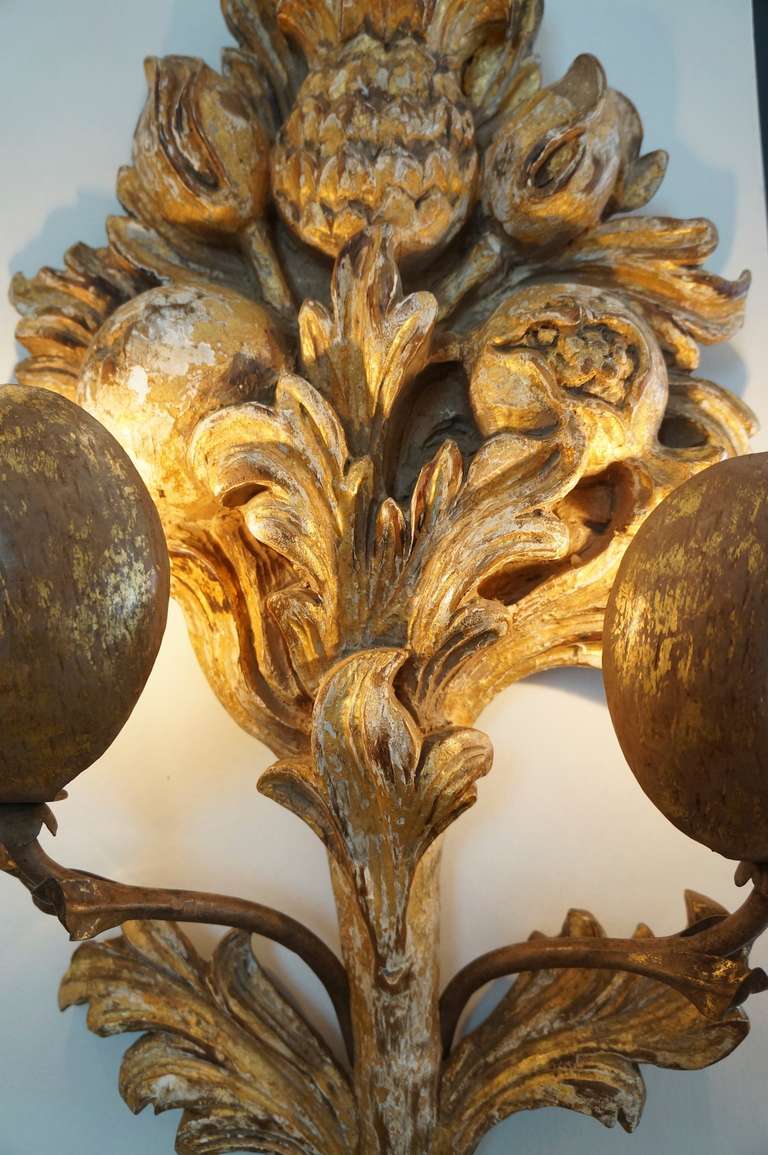 Hand-Carved Giltwood Sconces For Sale 4