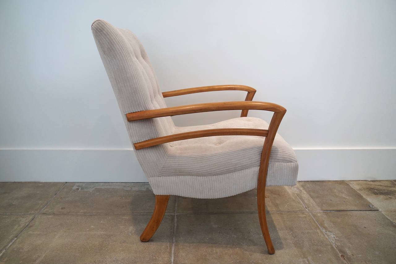 American Sabre Leg Armchair In Excellent Condition For Sale In Los Angeles, CA