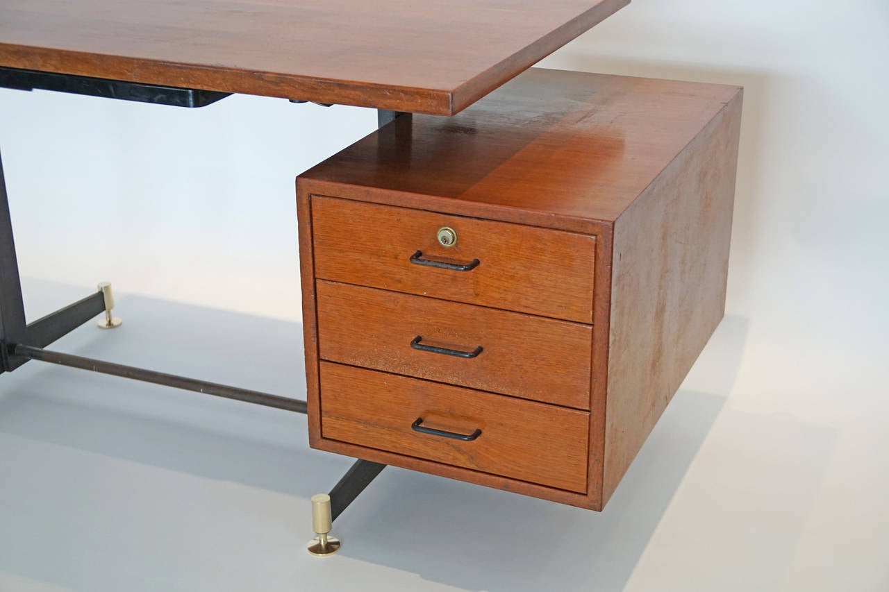 Mid-Century Modern Osvaldo Borsani Desk For Sale