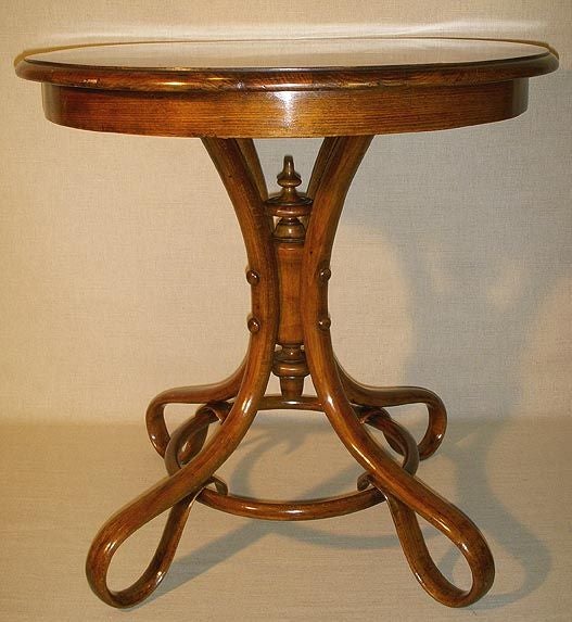 19th Century Beech Bentwood Circular Table, Thonet, Vienna, c. 1890