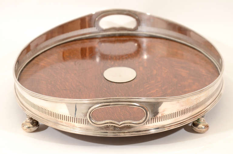 Oval Silverplate Galleried Oak Drinks Tray, England, c. 1900