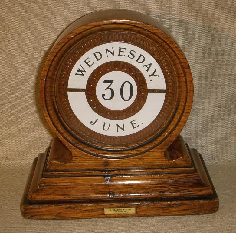 Handsome Richly Grained Oak Perpetual Desk Calendar, with Ivory Plaque: 