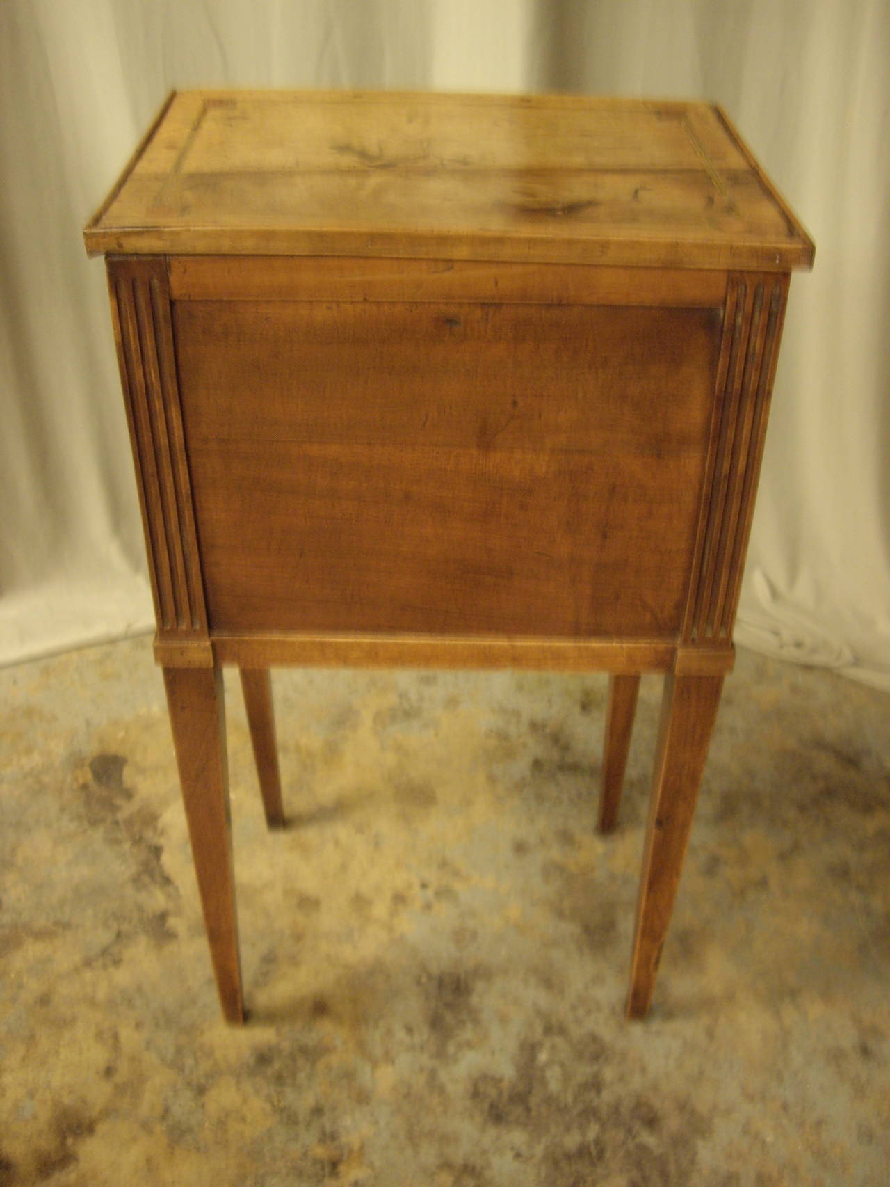 Early 19th Century Louis XVI Inlaid Side Table In Good Condition In New Orleans, LA