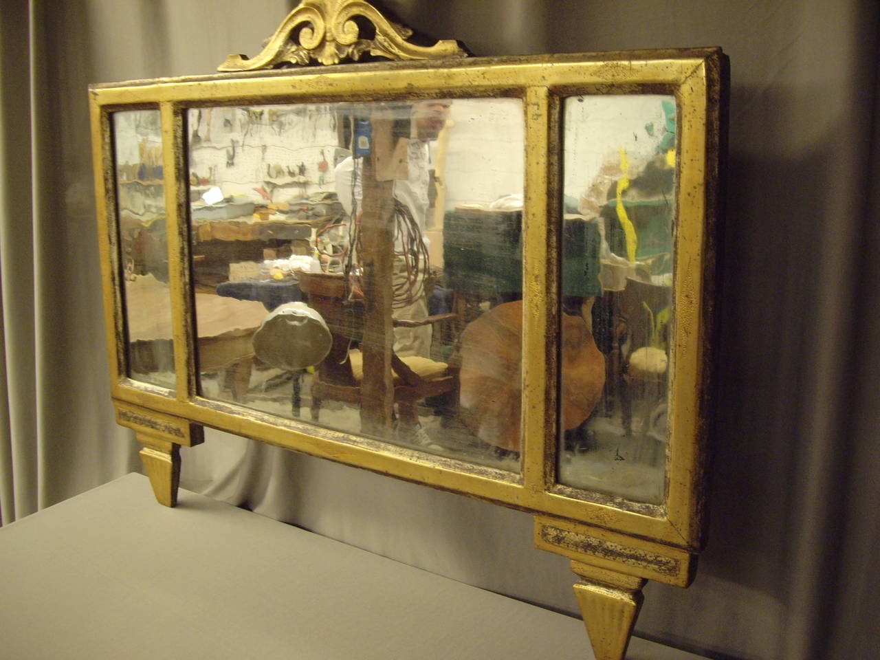 Unusual Late 19th Century Italian Gilt Mirror In Good Condition In New Orleans, LA