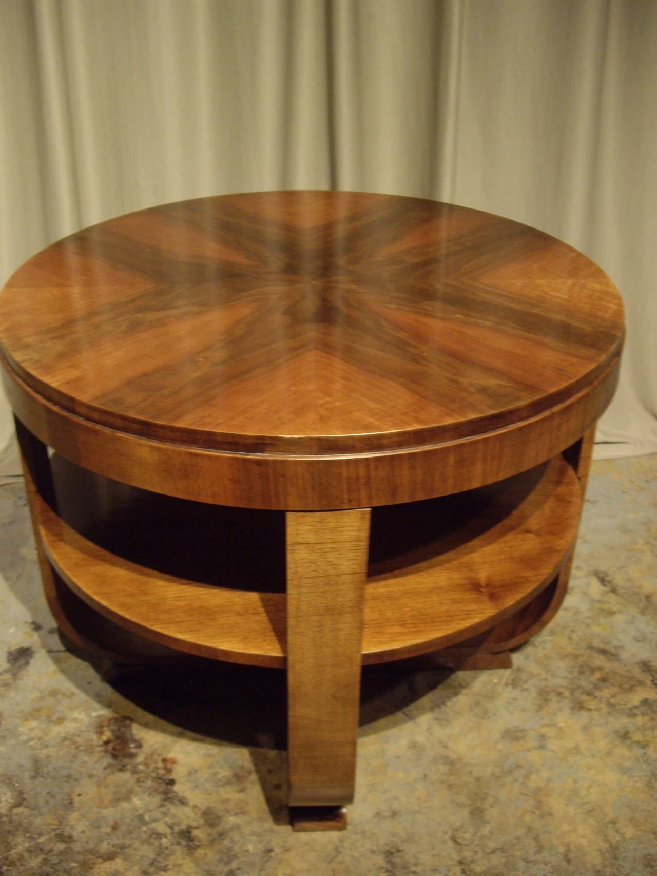 Art Deco Round Walnut Table In Good Condition In New Orleans, LA