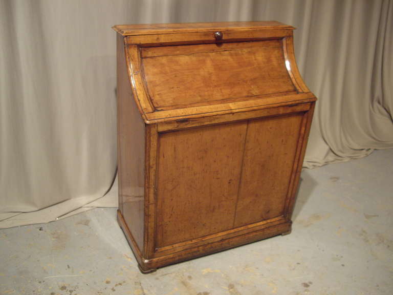 Country French Provincial Bin