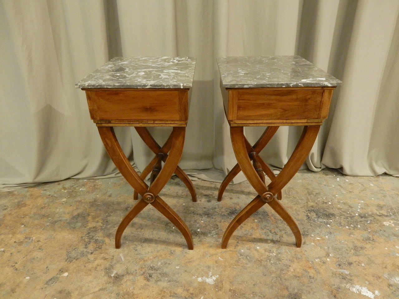Pair of Mid-19th Century French Walnut Side Tables In Good Condition In New Orleans, LA