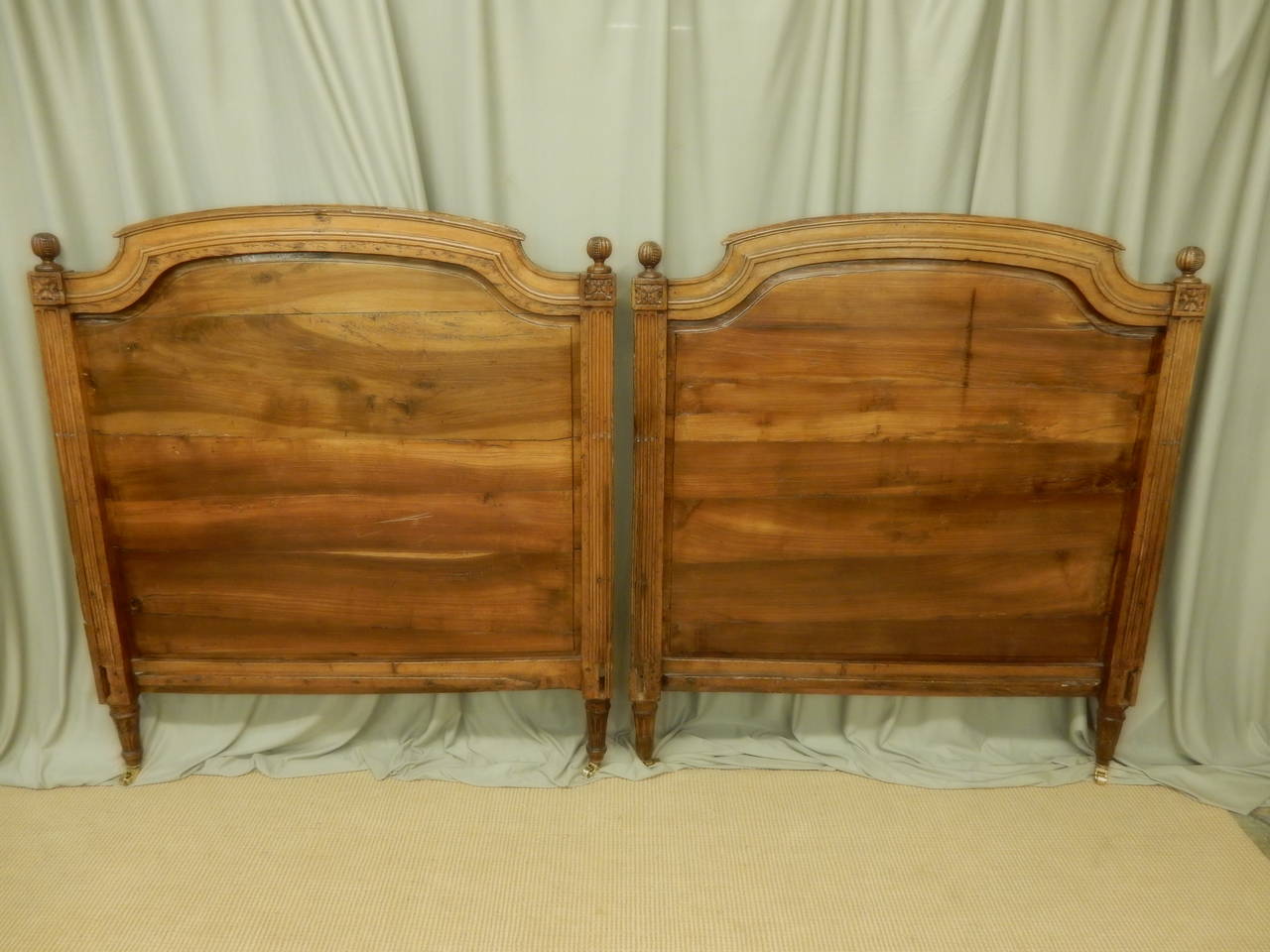 Louis XVI French Provincial Daybed