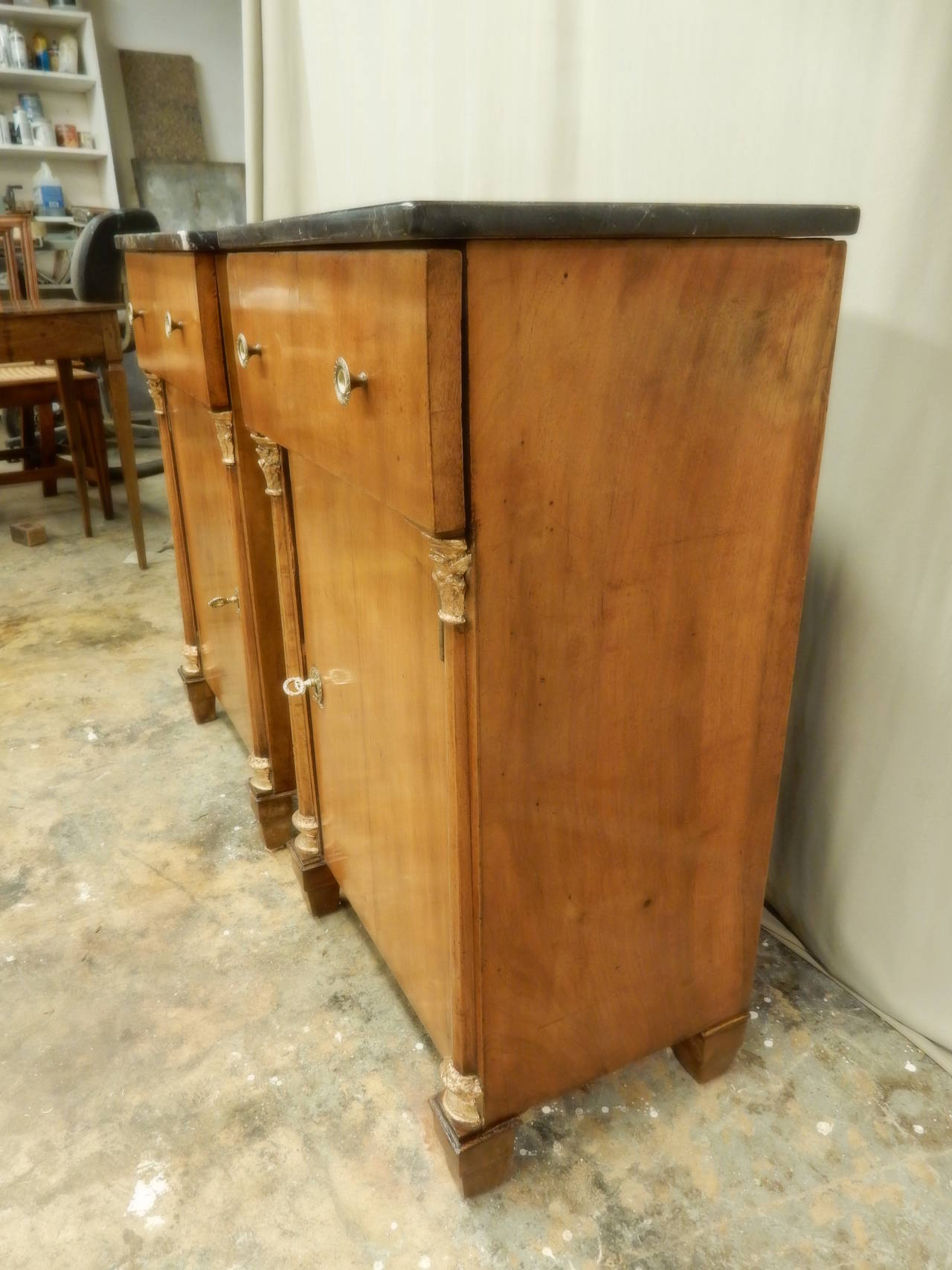 Pair of Walnut Second Empire French Bedside Cabinets In Good Condition In New Orleans, LA