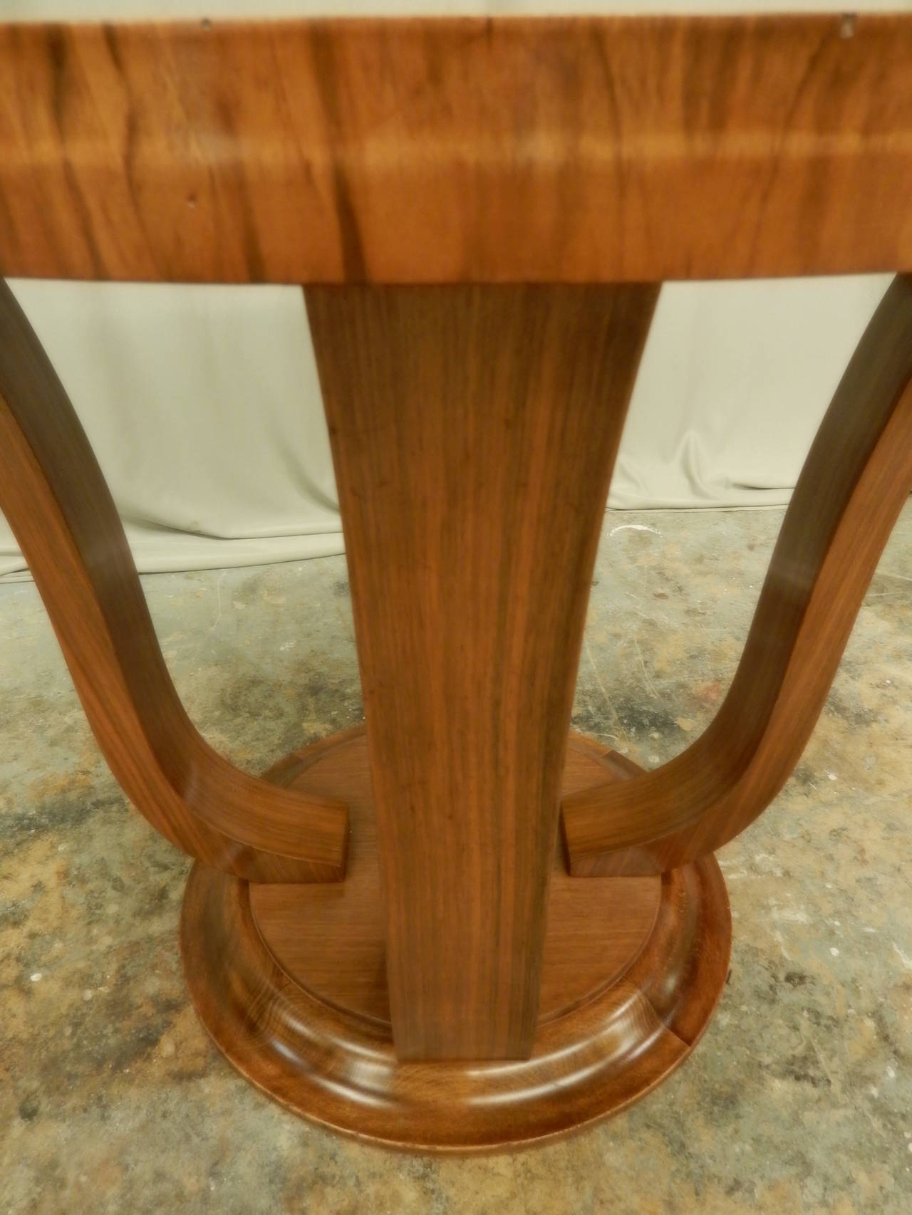 Art Deco Walnut Side Table In Good Condition In New Orleans, LA