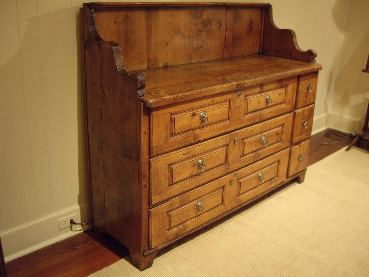 Early 19th Swiss Rustic Kitchen Commode In Good Condition For Sale In New Orleans, LA