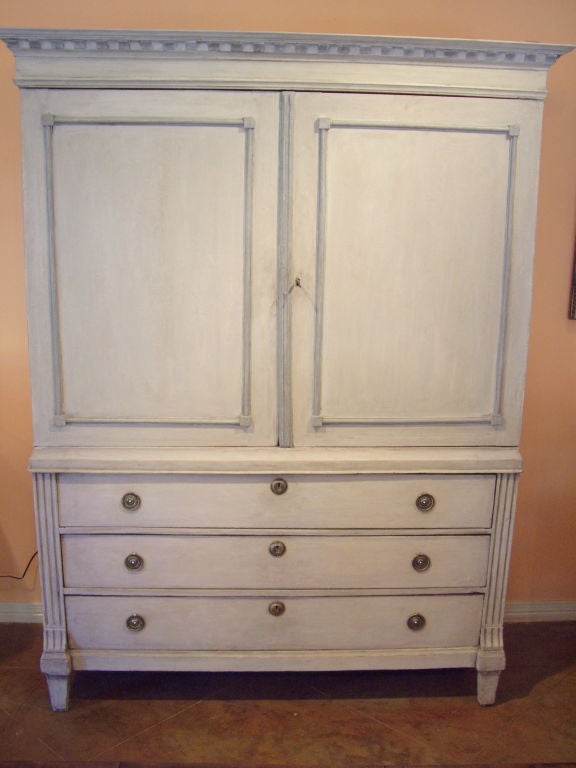 19th c. painted linen press two doors w 3 small interior drawers and 3 exterior drawers. Inside large opening 16 3/4
