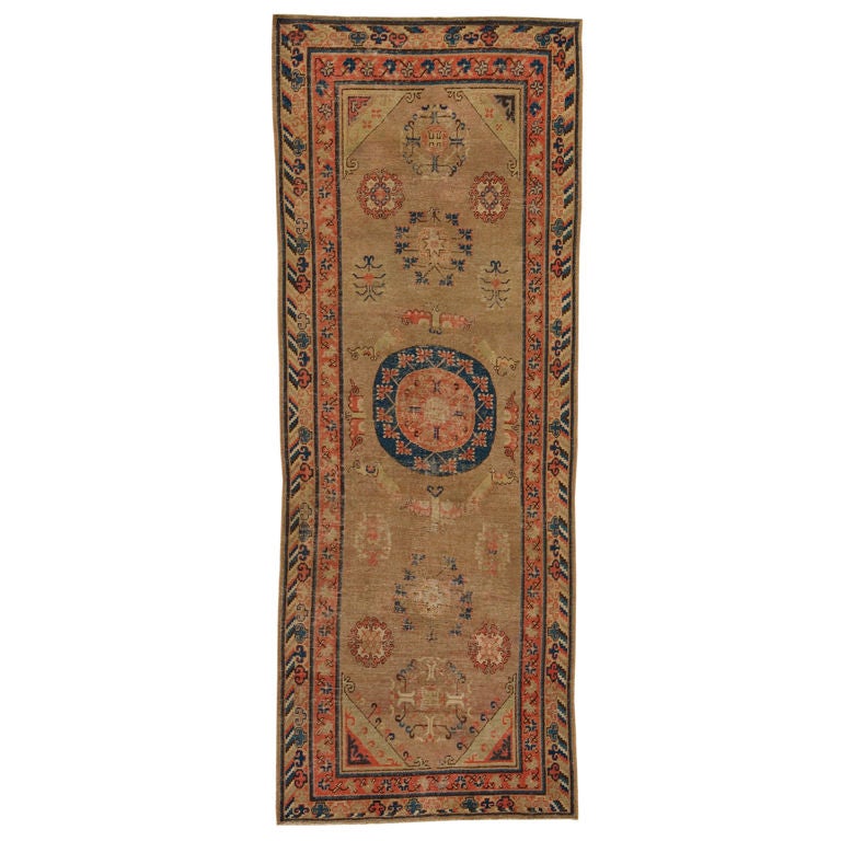 Antique Samarkand Runner Size 10
1" x 3
9"