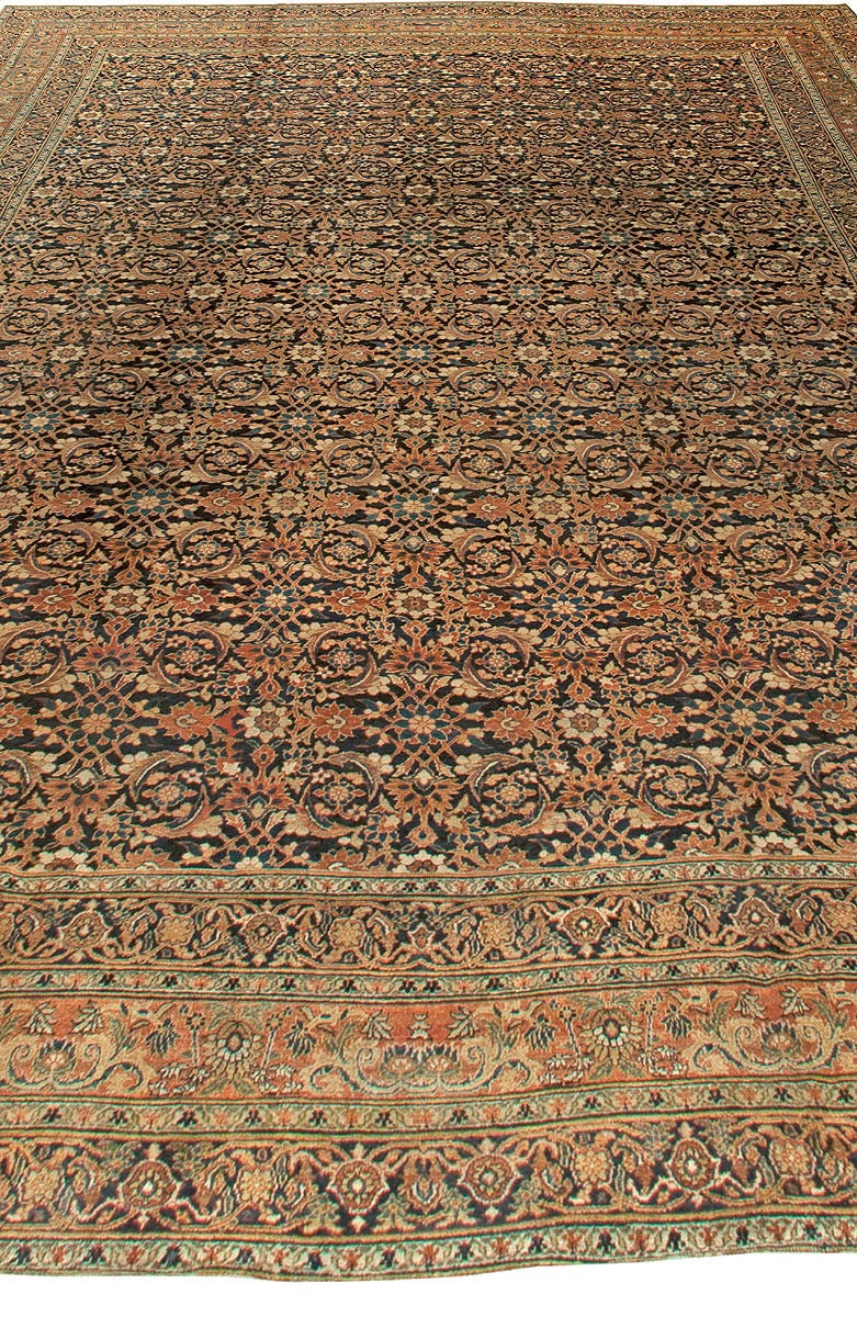 Oversized Antique Persian Meshad Handmade Wool Rug In Good Condition For Sale In New York, NY