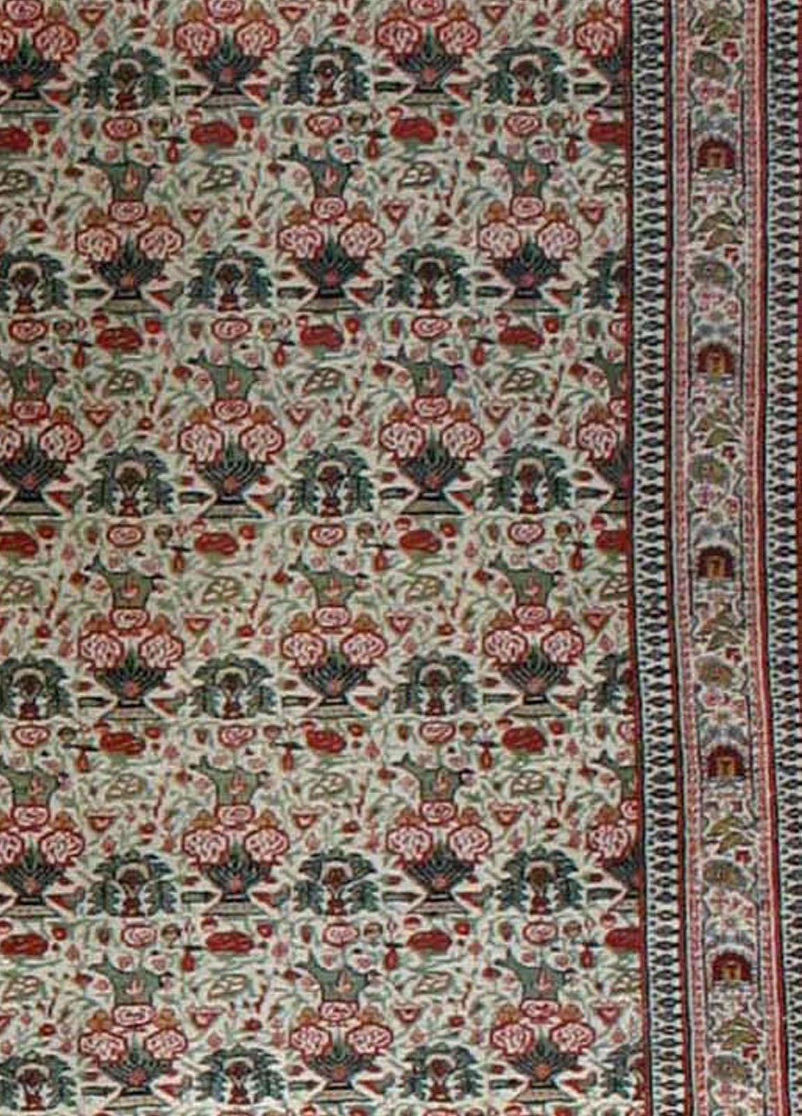 Antique Persian Tehran Rug In Excellent Condition In New York, NY