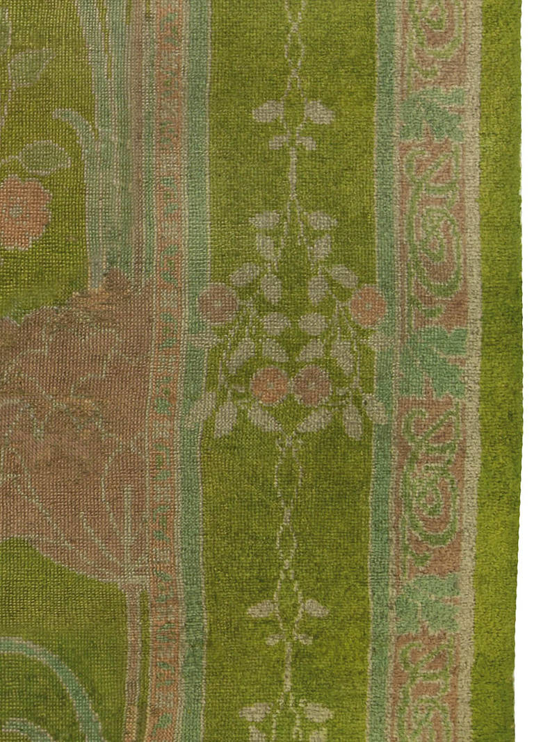 Irish Arts & Crafts Voysey Donegal Rug in Stunning Green