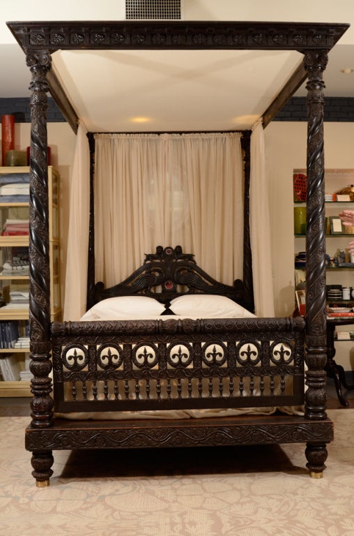 A Finely Carved Anglo-Indian Ebonized Mahogany Tester Bed In Good Condition In Long Island City, NY