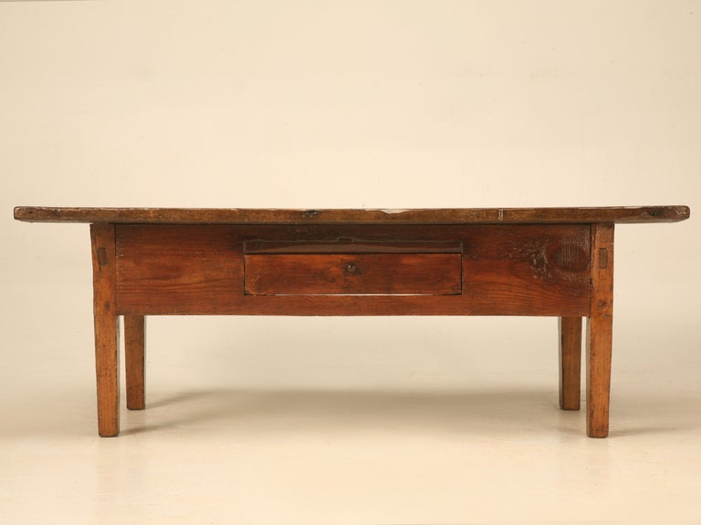 Original Antique French Oak & Pine Coffee Table w/Drawer & Wide Boards In Distressed Condition In Chicago, IL
