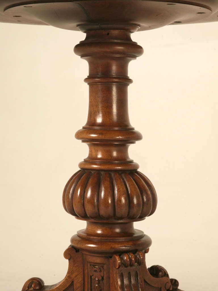 19th Century Hand Inlaid Pedestal Table with Over '1000' Individual Pieces 1