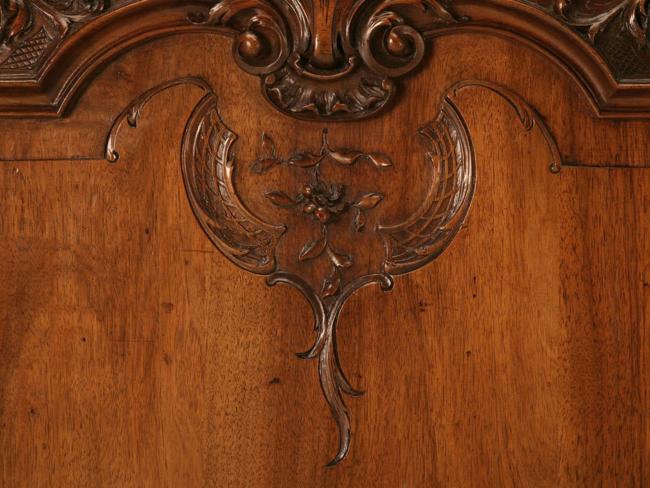 Antique French Walnut China Cabinet from Ch. Jeanselme & C° Paris 4