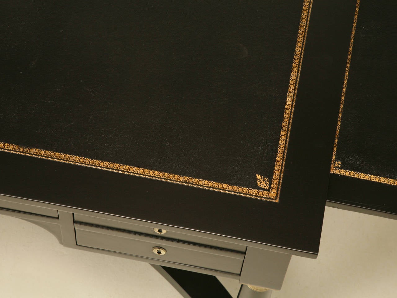 French Empire Style Black Lacquer Desk In Good Condition In Chicago, IL