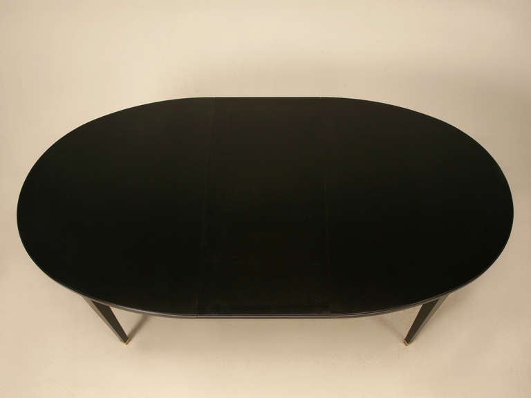 Black French Vintage Directoire Style Dining Table with Three Leaves In Good Condition In Chicago, IL