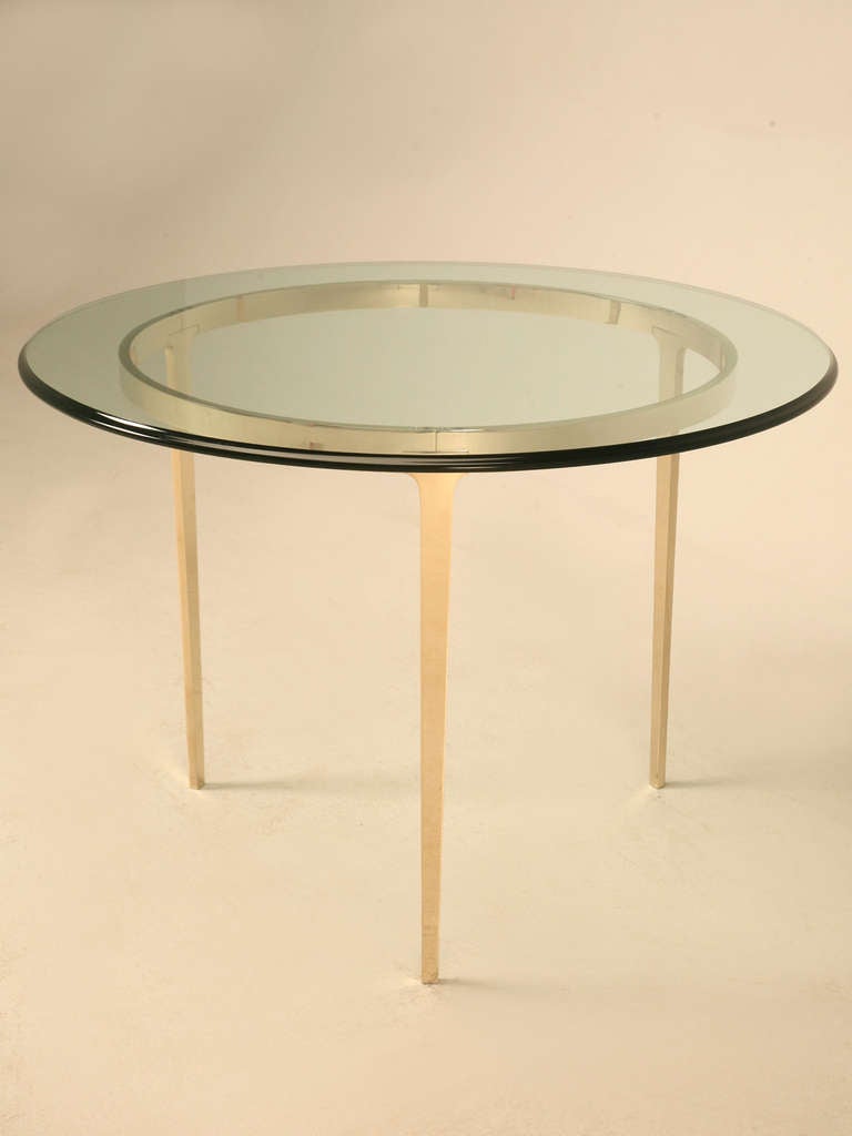 American Mid-Century Modern Round Center Hall Table in Bronze or Brass  For Sale