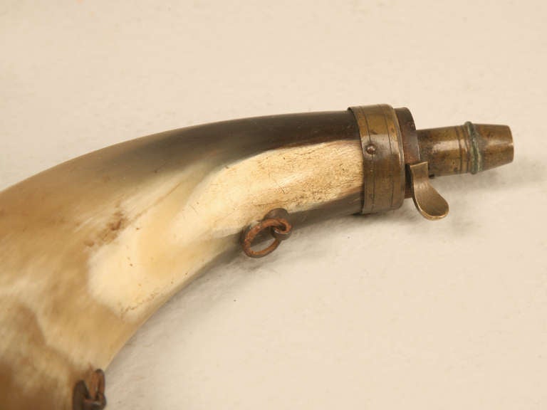 19th Century French Powder Horn In Good Condition In Chicago, IL