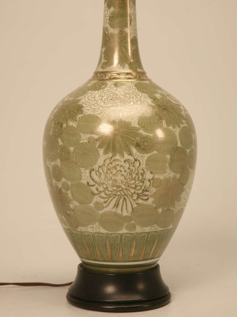 20th Century Fine Japanese Kutani Vase Fitted as a Striking Table Lamp
