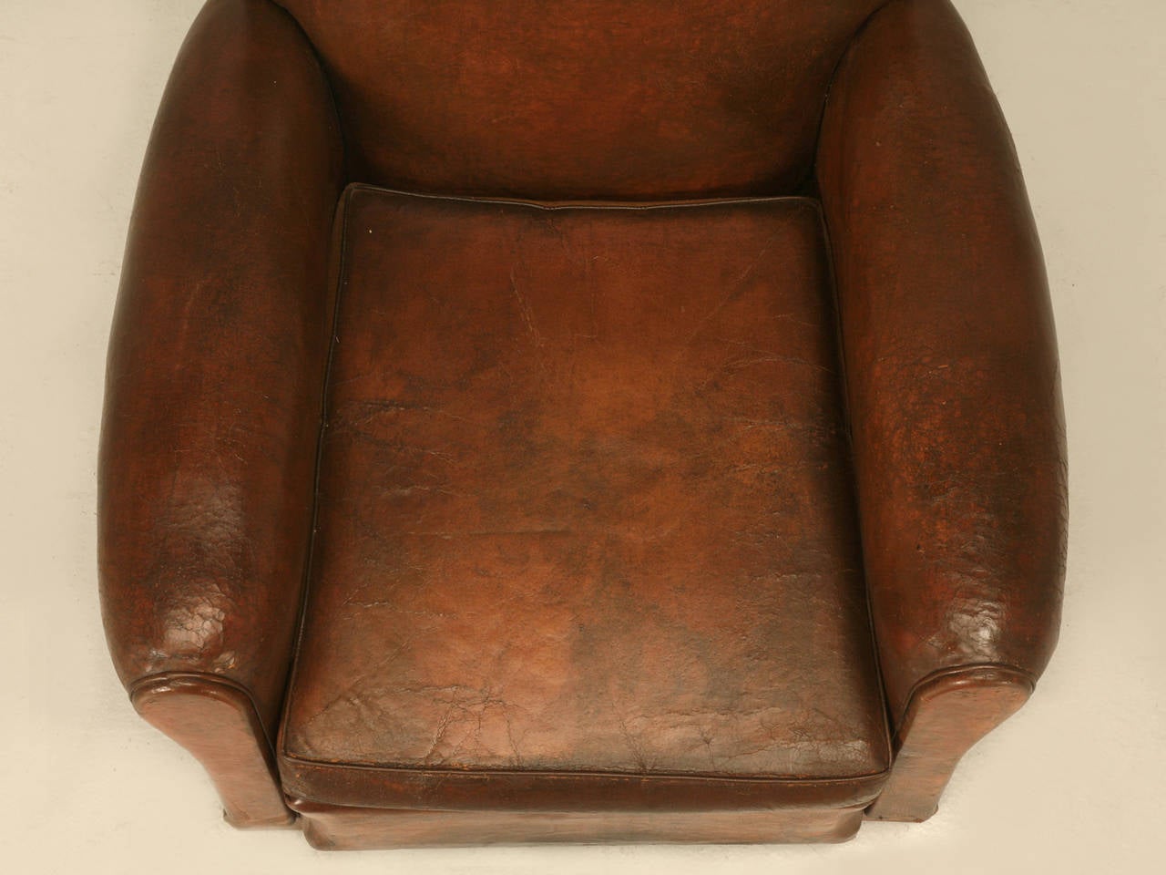 Mid-20th Century French Art Deco Leather Club Chair, circa 1930s