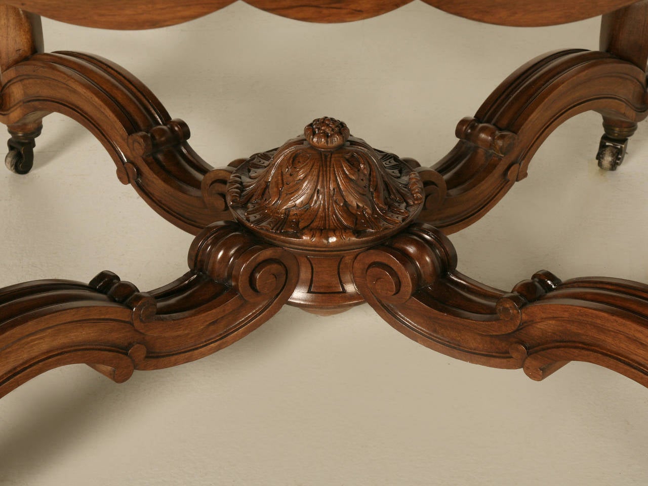 French Walnut Dining Table with Leaves from Ch. Jeanselme et Cie, circa 1890 6