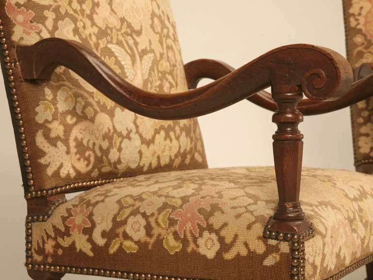 Impressive Pr of Antique French Louis XIII Needlepoint Throne/Dining Chairs 2/4 In Good Condition In Chicago, IL