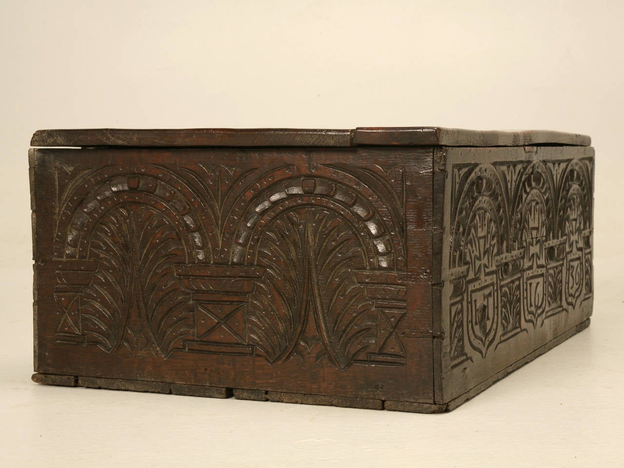 English Carved Oak Box from the 1600s 4