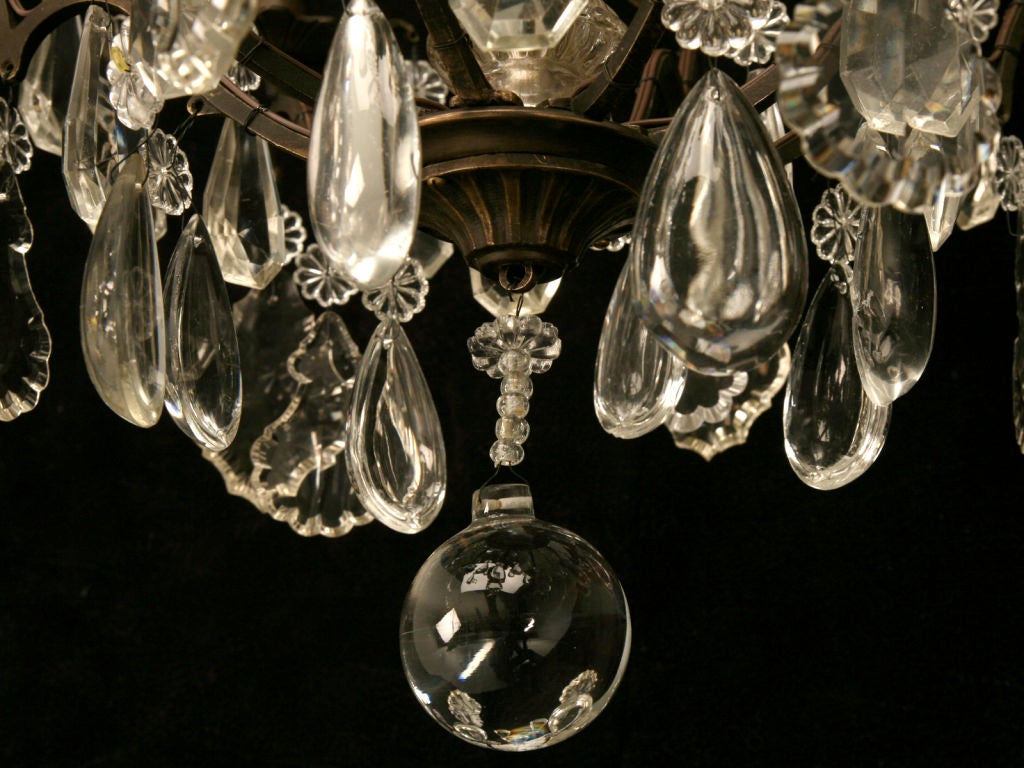 Vintage French Crystal and Bronze 8-Light Chandelier Beautiful Quality  3