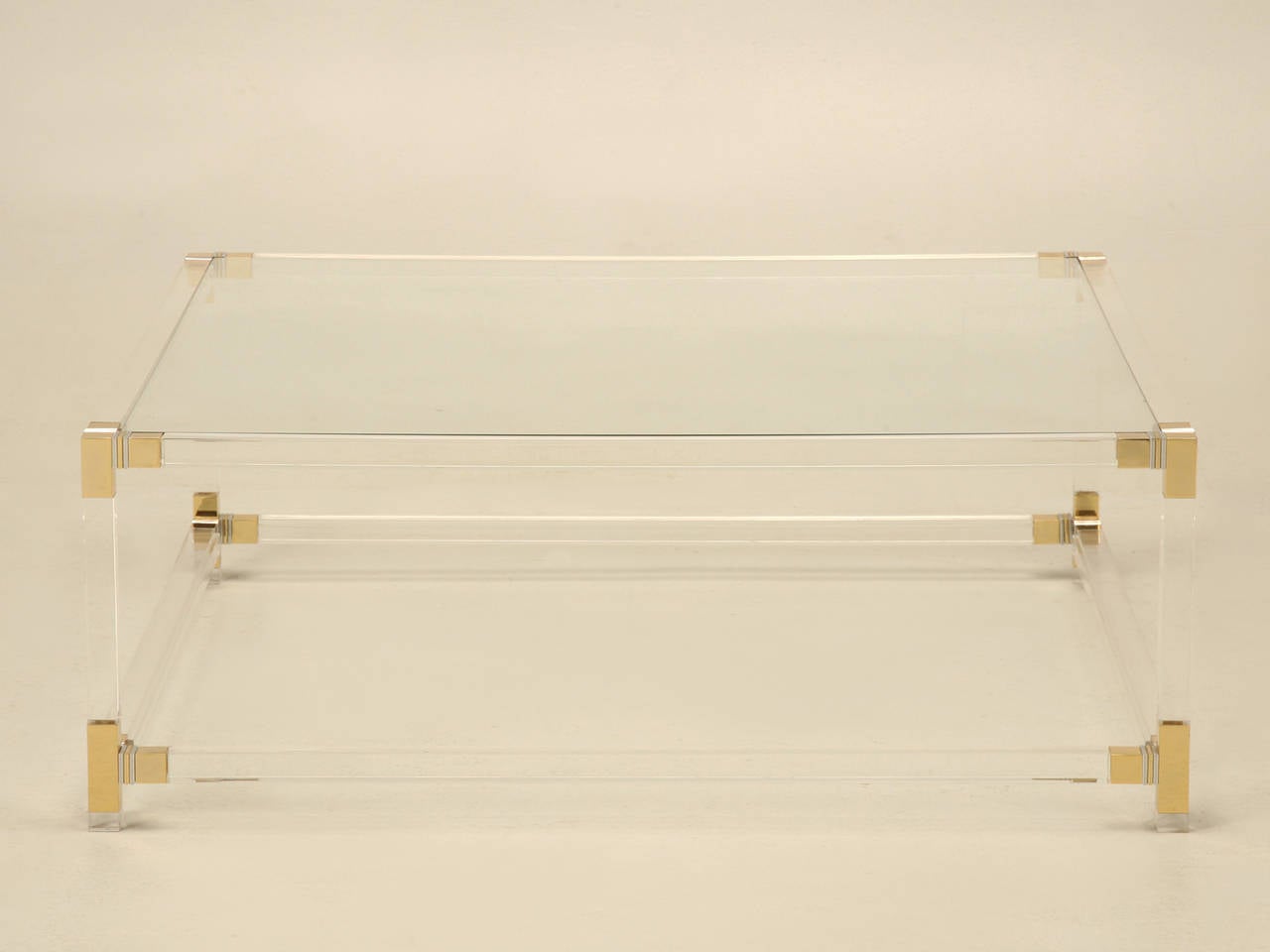 This may be one of the first large “square” acrylic coffee tables we have ever found, for the last several years every one we locate seems to be your typical rectangle. Very nice all original condition with no previous repairs.