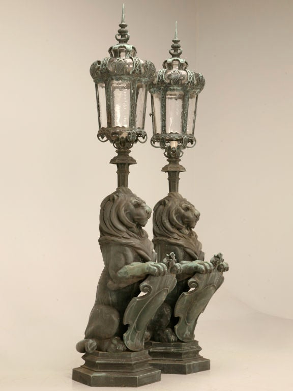 Original Antique Pair of Outdoor "Heraldic Lion" Garden Lamps