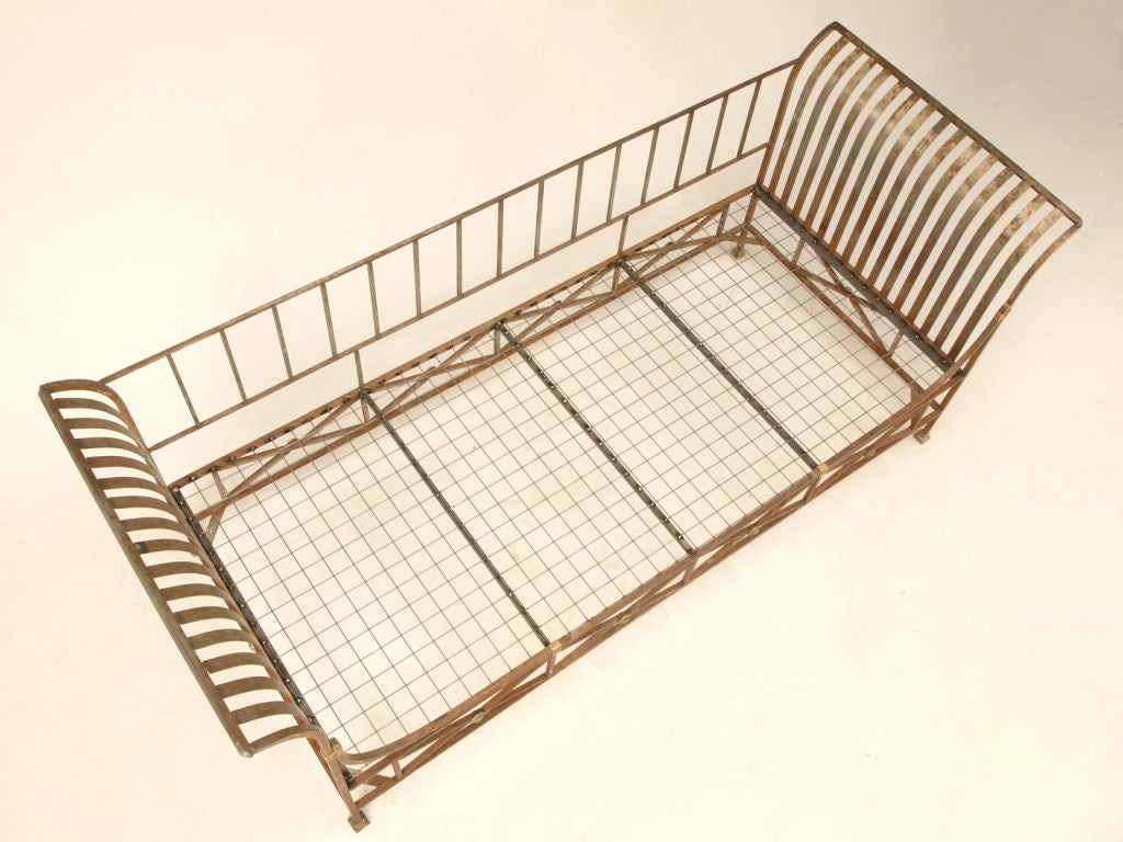 Vintage French Steel Directoire Style Sofa/Daybed Frame (1 of 2)