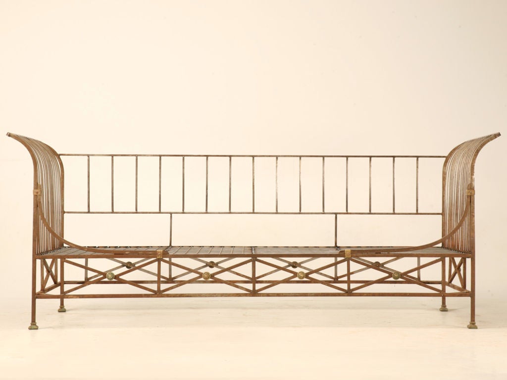 20th Century Vintage French Steel Directoire Style Sofa/Daybed Frame (1 of 2)