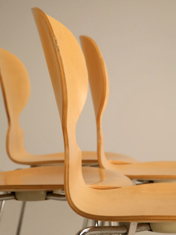 Modern Set of 4 Fritz Hansen Birchwood Chairs by Arne Jacobsen