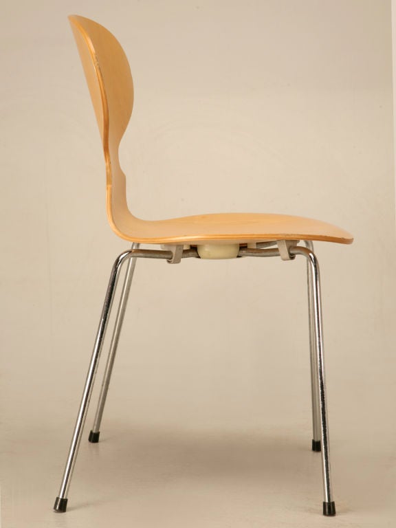 Set of 4 Fritz Hansen Birchwood Chairs by Arne Jacobsen 3
